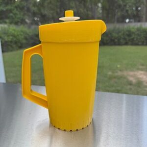 Vintage MCM Tupperware Yellow Pitcher with Lid MADE IN THE USA